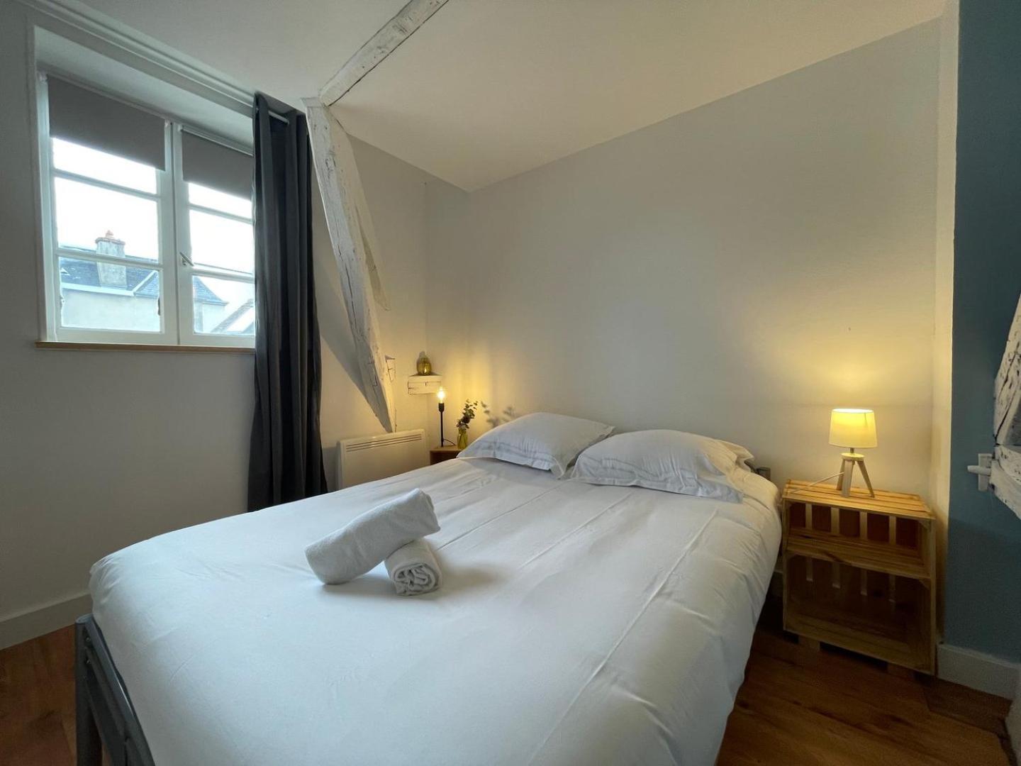 Le Cocon - Parking - Hyper Center Apartment Chartres Bagian luar foto